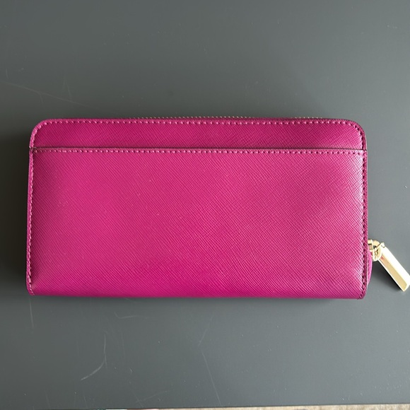NWTs Kate Spade Wallet - Picture 2 of 6
